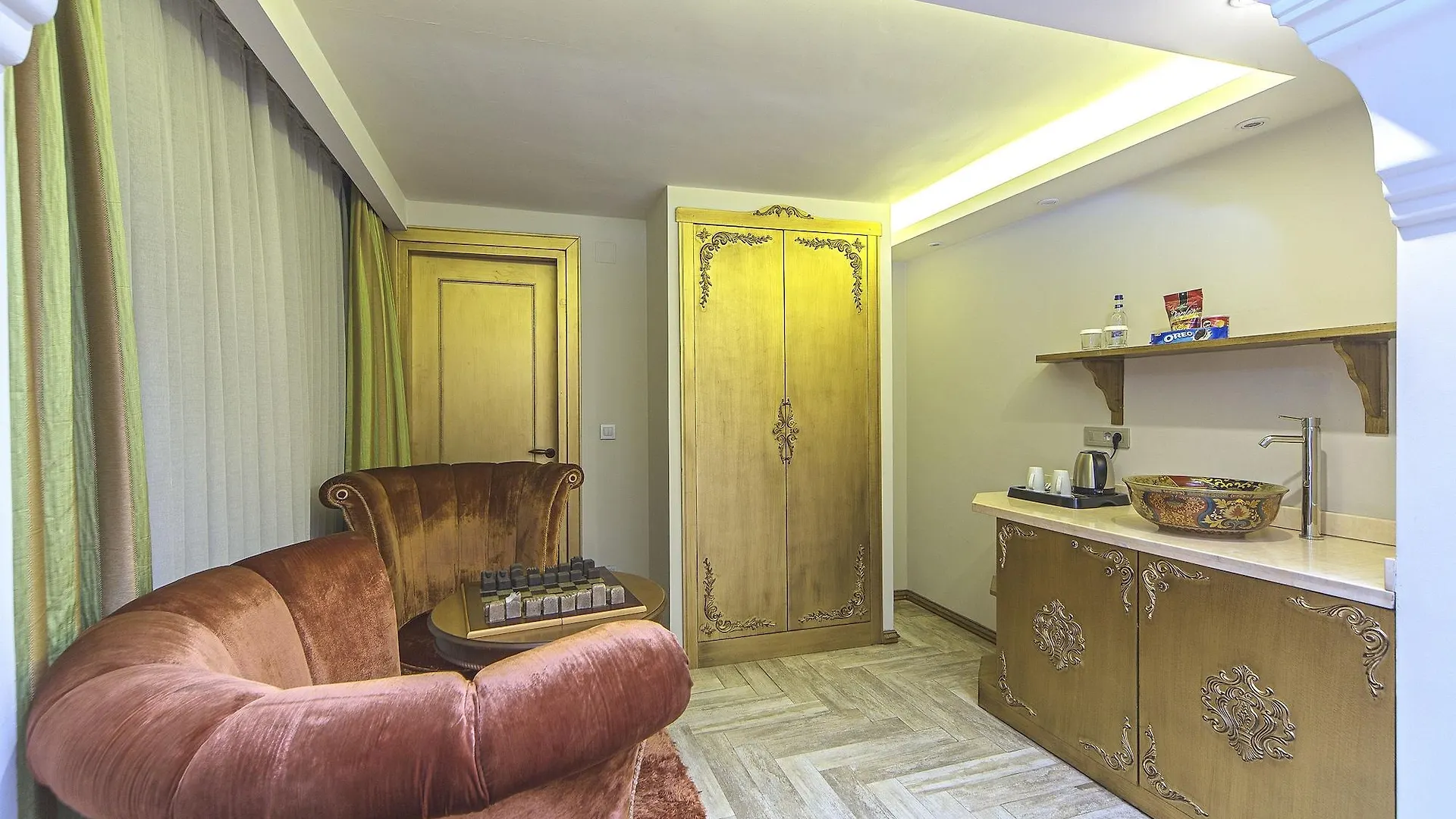 Artdeco Istanbul Suites